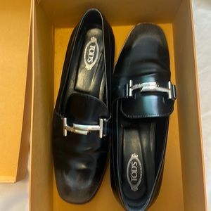 TOD’S Loafers size 39